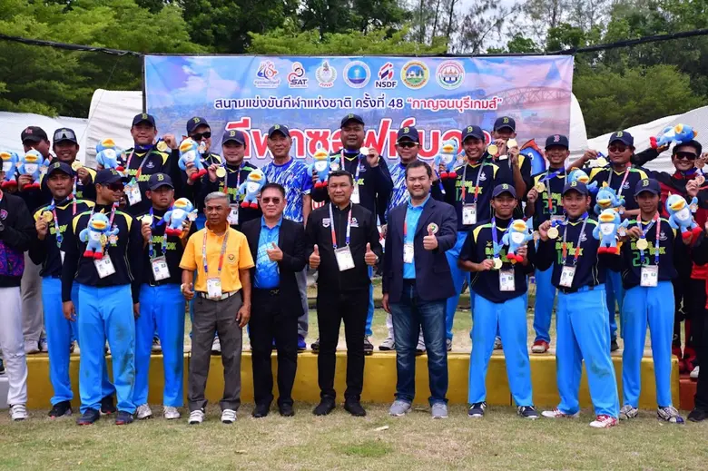 ไม่ได้เก่งแค่ทำอาหาร! เด็กวิทยาลัยดุสิตธานีคว้าเหรียญทองซอฟท์บอล กาญจนบุรีเกมส์