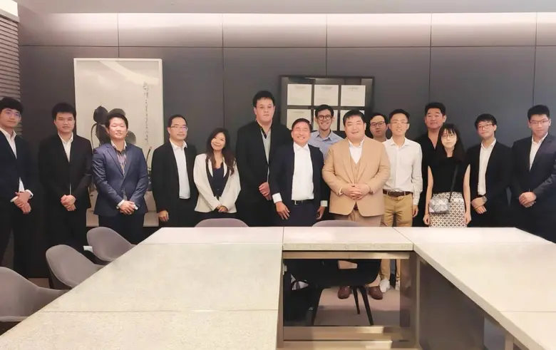 ดร.สมภพ ศักดิ์พันธ์พนม ประธานกรรมการ บริษ...