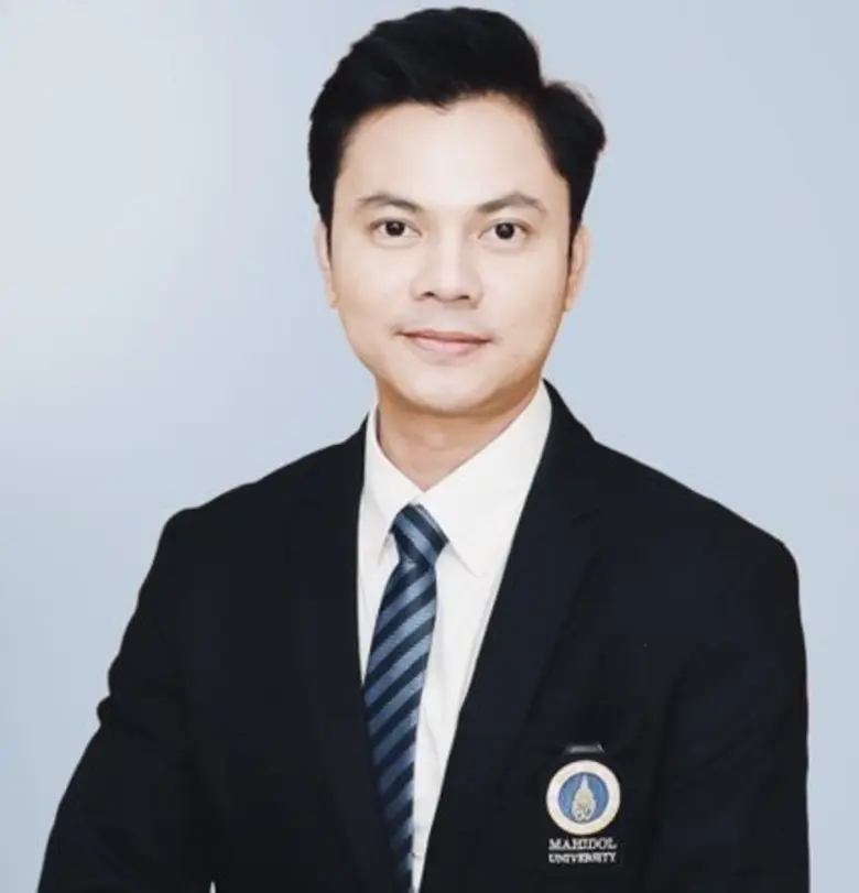 "ขงจื่อ" เป็นปรัชญาจีนซึ่งนับเป็นมรดกทางว...