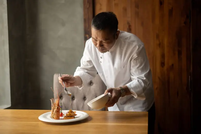 ห้องอาหารพรรณธารายณ์ ร่วมมือกับ 'อี้ เห่อ เปา' สร้างสรรค์เมนูอาหารกวางตุ้งสุดเลิศล่ำในสไตล์ฟิวชั่นตลอดเดือนกันยายน 2566