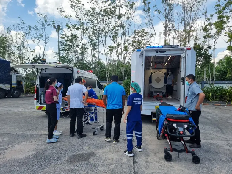 OR สนับสนุนพื้นที่ พีทีที สเตชั่น ใน จ.นครศรีธรรมราช เป็นจุดจอดรถโมบายสโตรคยูนิต ของ รพ.ศิริราช เพื่อเพิ่มประสิทธิภาพในการช่วยเหลือผู้ป่วยโรคหลอดเลือดสมองเฉียบพลัน