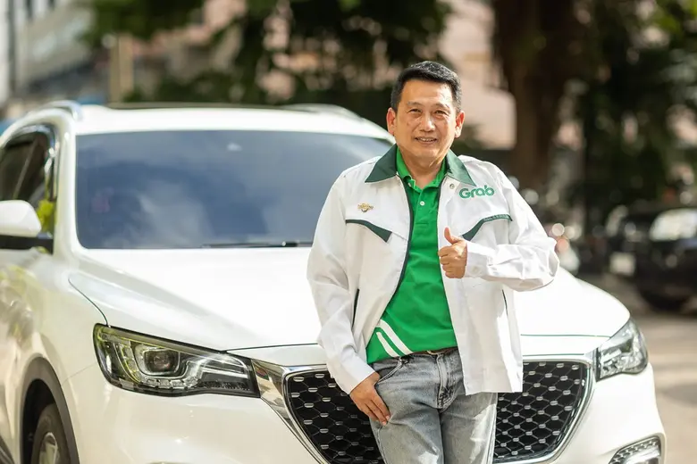 เปิดทริคการเป็น "เจ้าบ้านที่ดี" รับกระแสท่องเที่ยวบูม กับ 2 คนขับรถรับจ้างด่านหน้า