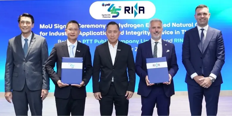 ม.ล. ปีกทอง ทองใหญ่ รองกรรมการผู้จัดการให...