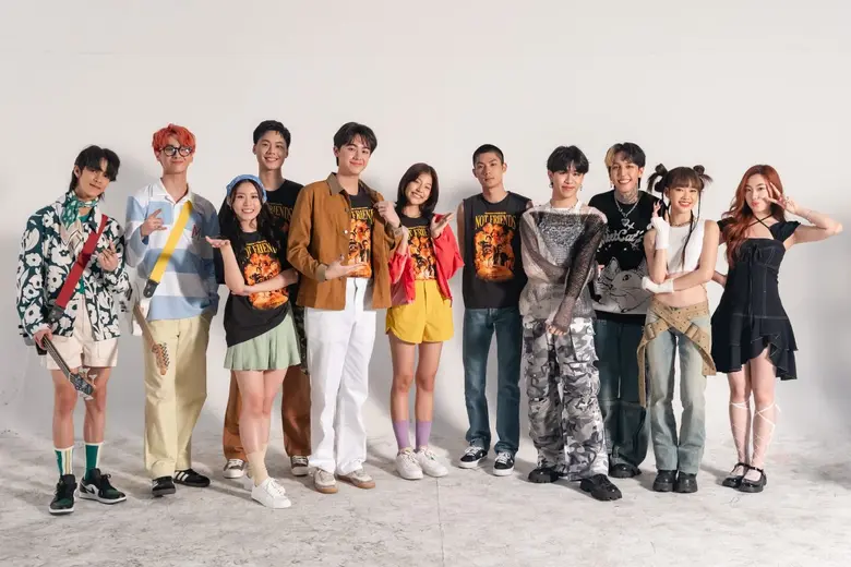 สร้างความเซอร์ไพรส์!! กับการรวมตัวครั้งให...