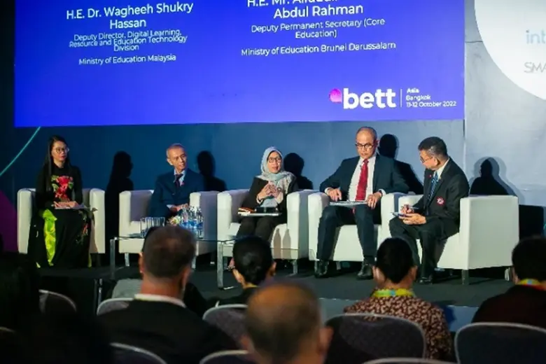 เบ็ต (Bett) ผู้นำคอมมูนิตี้ระดับโลกด้านเท...