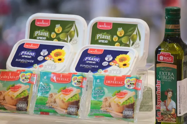 เคซีจี ทุ่มงบกว่า 5 ลบ. เปิดตัวแคมเปญ "เจนี้ดีต่อใจ" รับเทศกาลเจปี 66