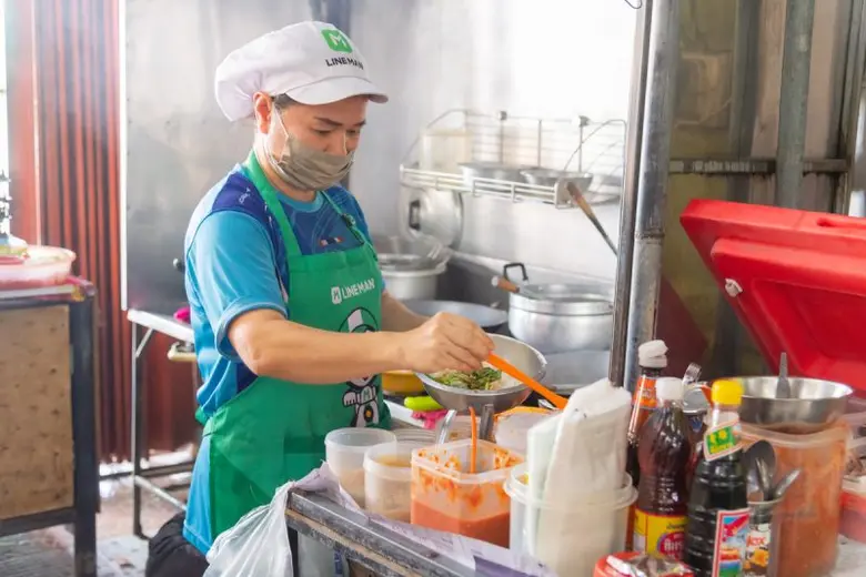 "ครัวน้องเหมียว" ร้านตามสั่งขวัญใจชาวตรัง ยอดเดลิเวอรีพุ่งวันละหมื่นเดือนละแสน ขายดีเช้าจรดเย็น