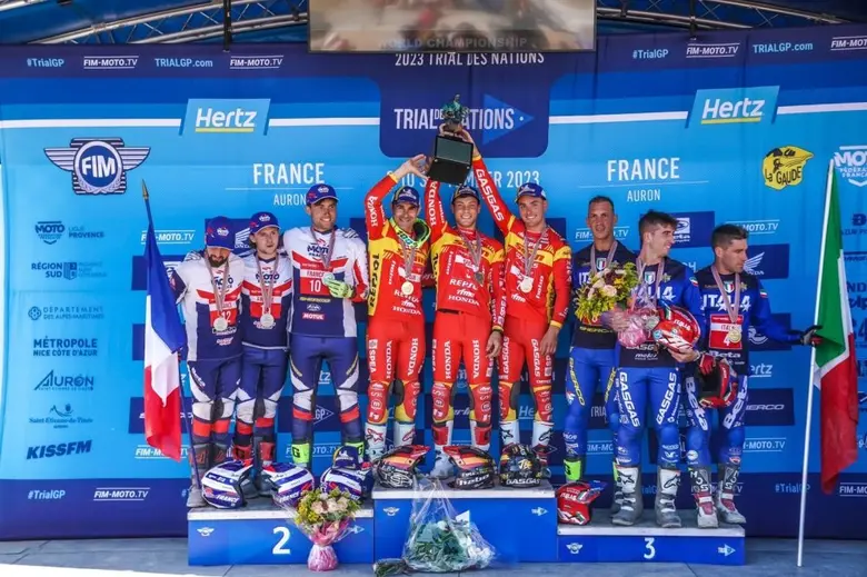 "โทนี่ โบ" ยอดนักบิดไต่เขาชาวสแปนิชของ Re...