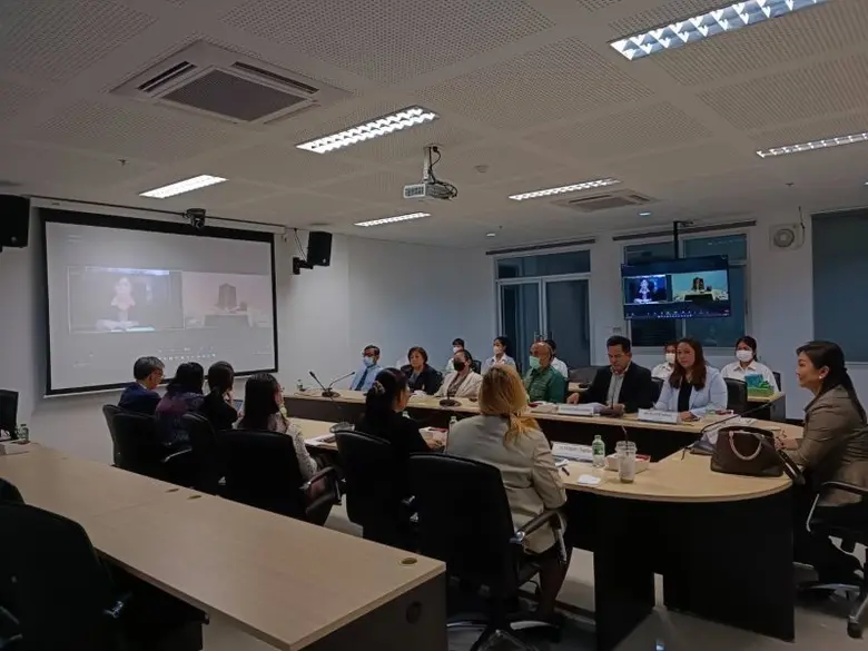 ผศ.ดร.ทชชยา วนนะบวรเดชน์ คณบดีคณะมนุษยศาส...