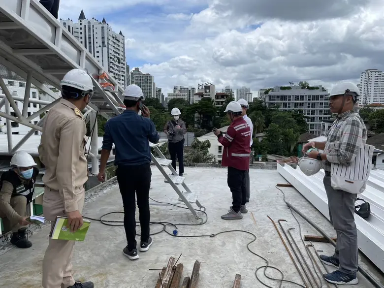 นายธวัชชัย นภาศักดิ์ศรี ผู้อำนวยการสำนักก...