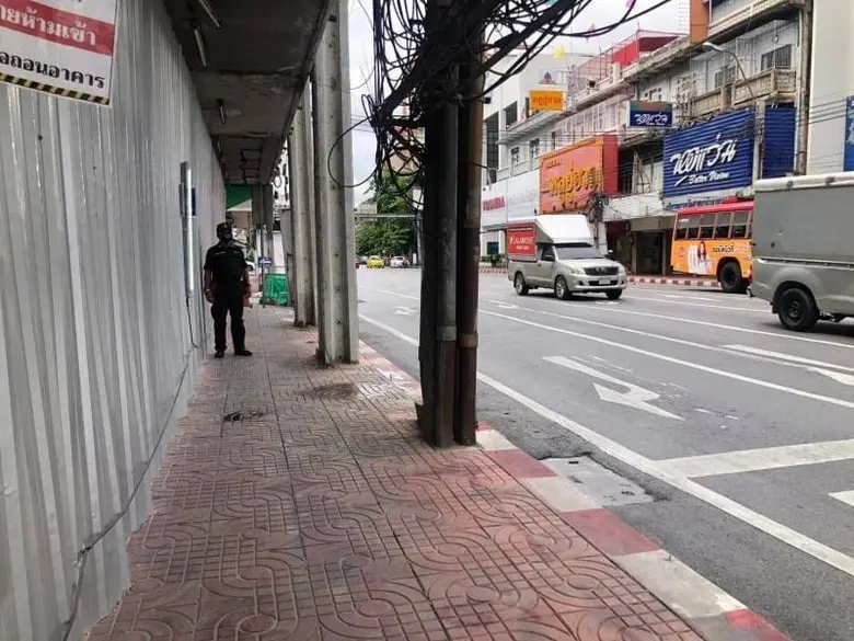 เขตพระนครประสานหน่วยงานสาธารณูปโภคเข้มงวดตรวจสอบการจัดเก็บสายสื่อสาร