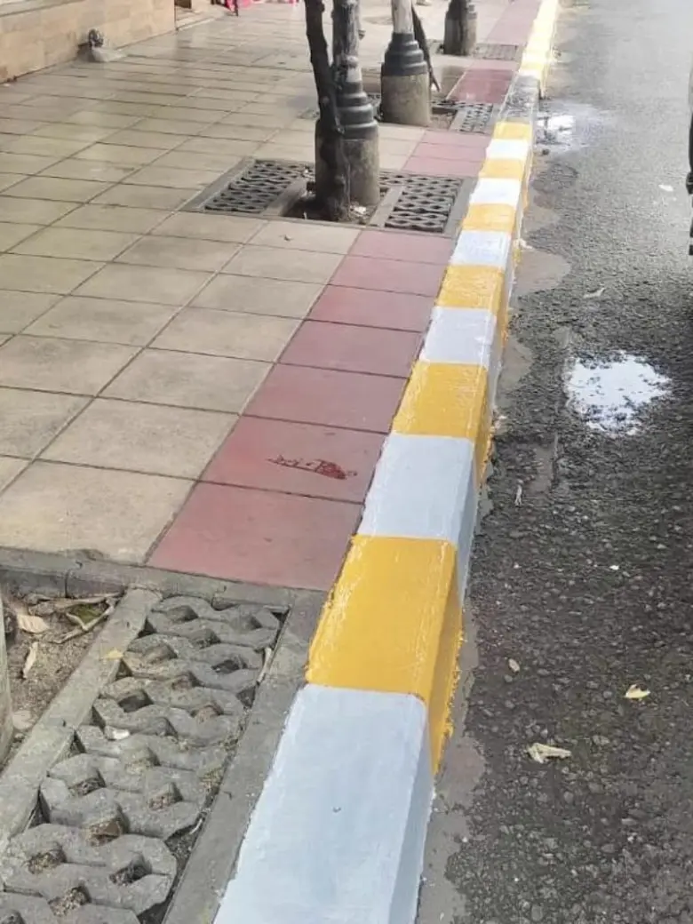 กทม.ทาสีขอบทางในซอยพหลโยธิน 7 เขตพญาไท