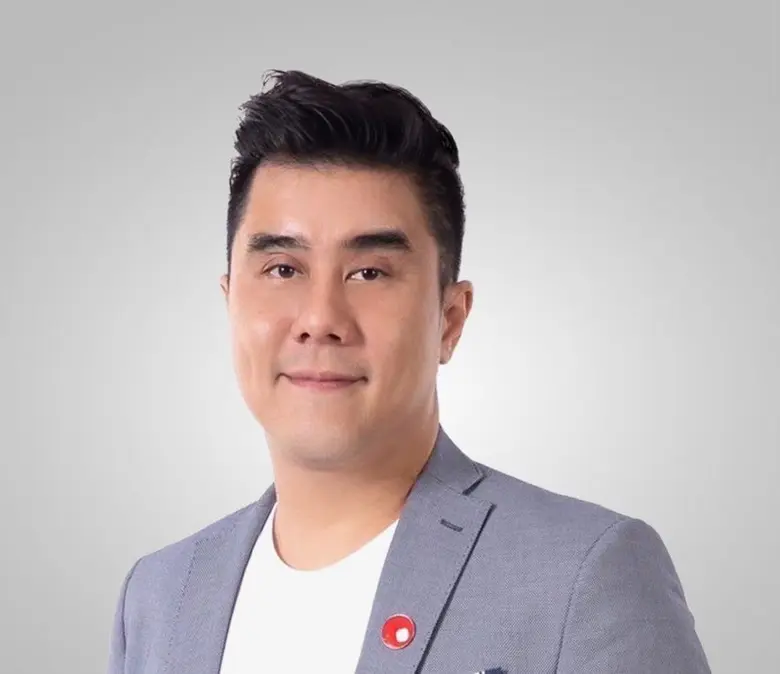 บริษัท มากุโระ กรุ๊ป จำกัด (มหาชน) หรือ "...