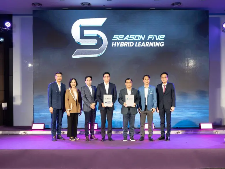 เครือโรงพยาบาลพญาไท-เปาโล นำโดย นายอัฐ ทอ...