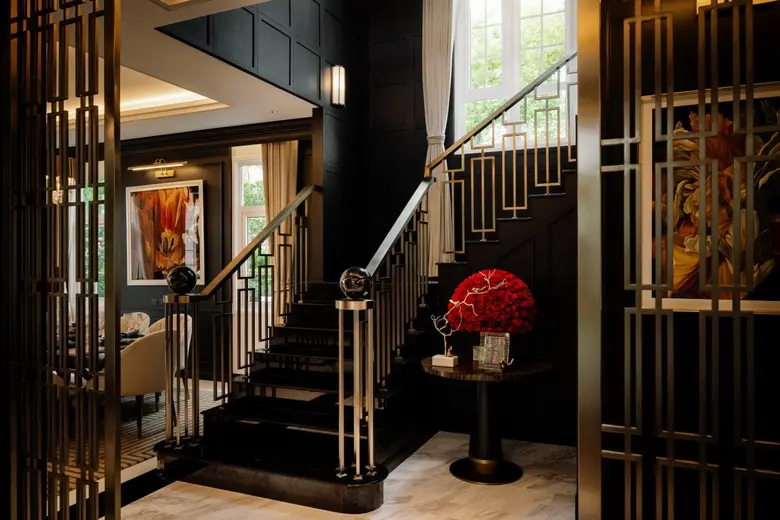 "คริสตัล โซลานา" เผยโฉมบ้านตัวอย่างใหม่ 3 คอลเลกชัน เปล่งประกายด้วยเอกลักษณ์ที่แตกต่าง ดีไซน์หรูอย่างมีรสนิยม พร้อมคัดสรรคุณภาพระดับโลก ยกระดับชีวิตบนสังคมคุณภาพ