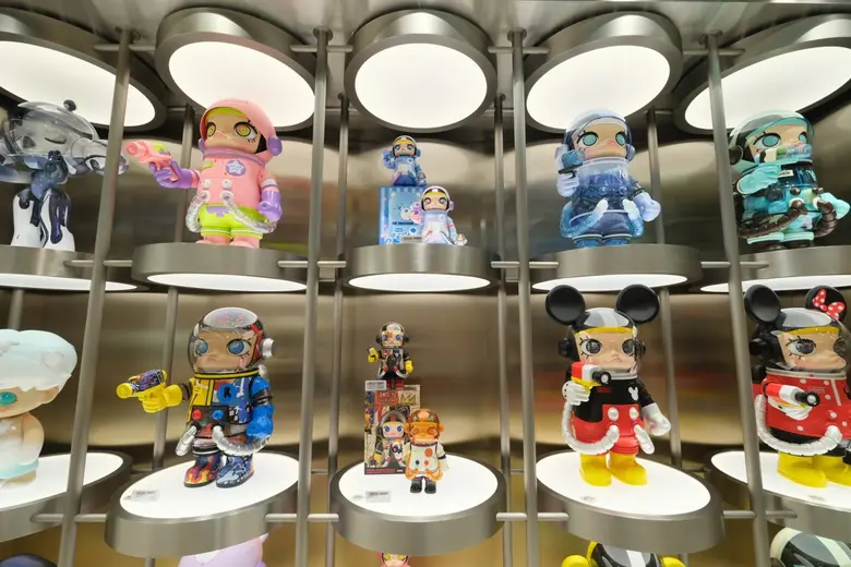 ป๊อปมาร์ท (POP MART) ธุรกิจอาร์ตทอยส์ 20,000 ลบ. เปิดแฟลกชิปสโตร์แห่งแรกในไทยอย่างเป็นทางการ 20 ก.ย. นี้ ที่เซ็นทรัลเวิลด์