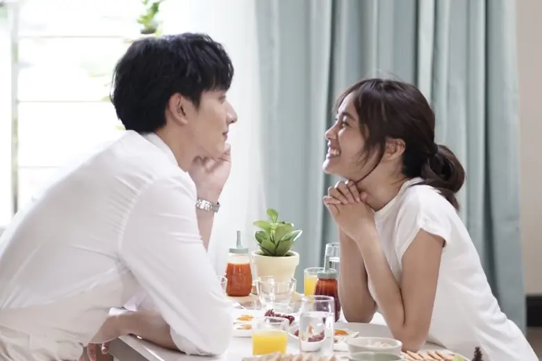 เคมีดี๊ดี! "กองทัพ พีค - เก๋ไก๋ สไลเดอร์" เข้าฉากวันแรก "ก็รักมันปักใจ" ฟูลฟีลสุดๆ