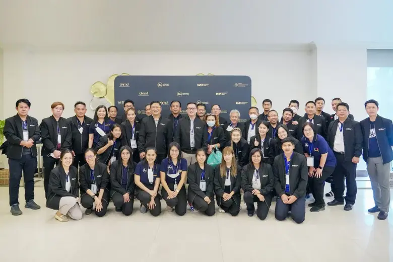 นายวิศาลท์ บูรณสันติกูล กรรมการผู้จัดการ ...