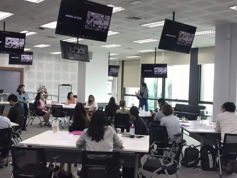 หลักสูตรเพื่อประชาชน นักสังคมสงเคราะห์ ข้าราชการ วิสาหกิจเพื่อสังคม เอกชน NGO-INGO เพื่อการป้องกันการค้ามนุษย์ในเด็กและเยาวชน