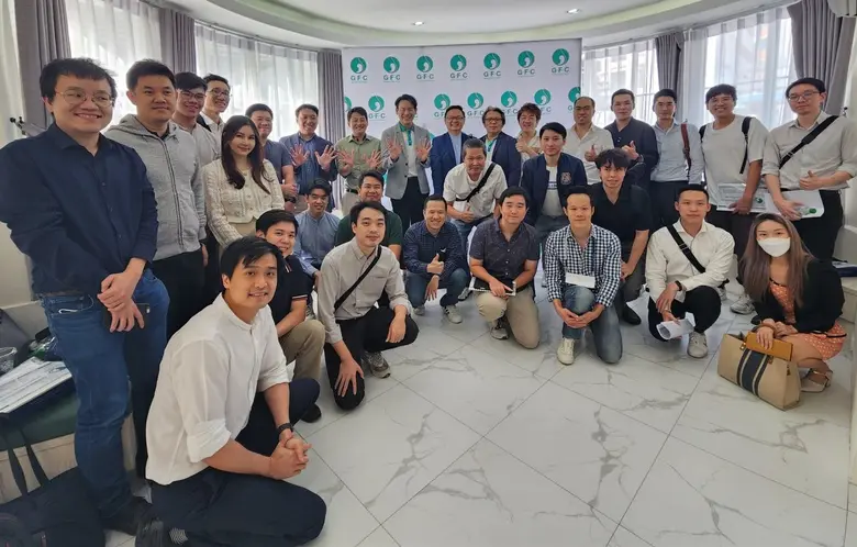 นพ.ประมุข วงศ์ธนะเกียรติ รองประธานกรรมการ...