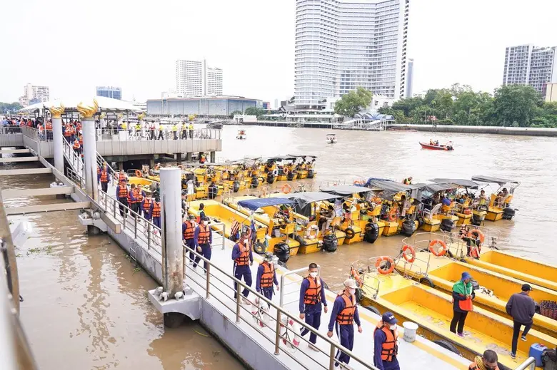 ไอคอนสยาม ผนึกพลังพันธมิตร ดึงภาครัฐ เอกชน ชุมชนข้างเคียง พร้อมเยาวชนต้นแบบทูตรีไซเคิล จัดกิจกรรม "รักเจ้าพระยา เก็บขยะวันแม่น้ำโลก" คืนความสะอาด รักษาสิ่งแวดล้อมอย่างยั่งยืน