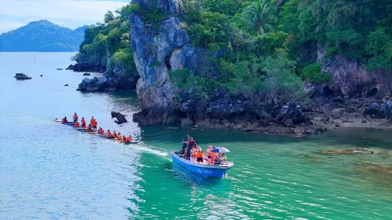 "ลูกทุ่งมหานคร" จัด "มหานครแฟมิลี่" พานั่งรถไฟเที่ยวสวี สัมผัสวิถี ขึ้นดอยตาปัง สุดชื่นมื่น