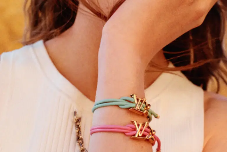 มาลองทายนิสัยจากการเลือกกำไลข้อมือดีไซน์ต...