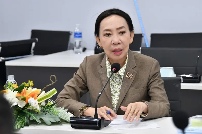 ผศ.ดร.ลินดา เกณฑ์มา อธิการบดีมหาวิทยาลัยร...