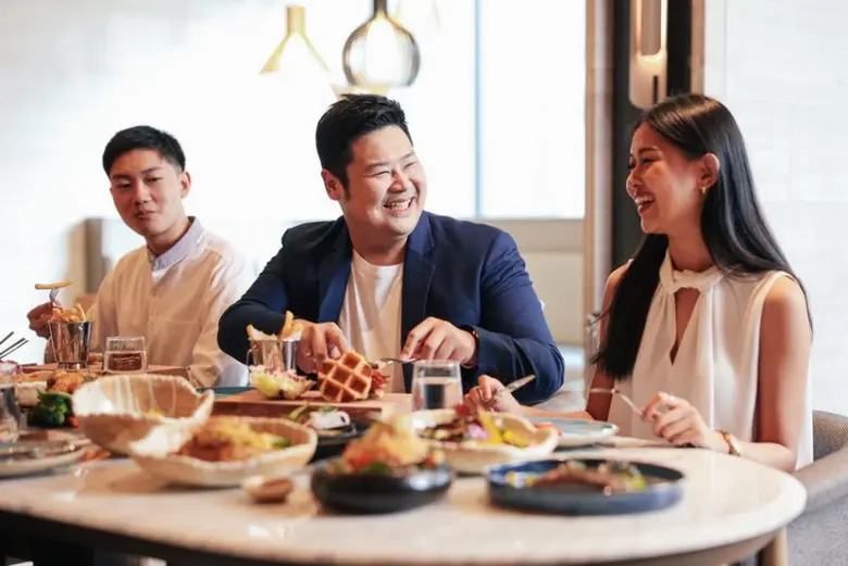 โรงแรม คอร์ทยาร์ด บาย แมริออท กรุงเทพ สุข...