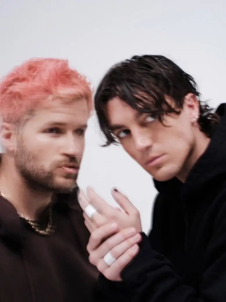 วงป็อป-ร็อก เจ้าของรางวัลยอดขายระดับ mult...