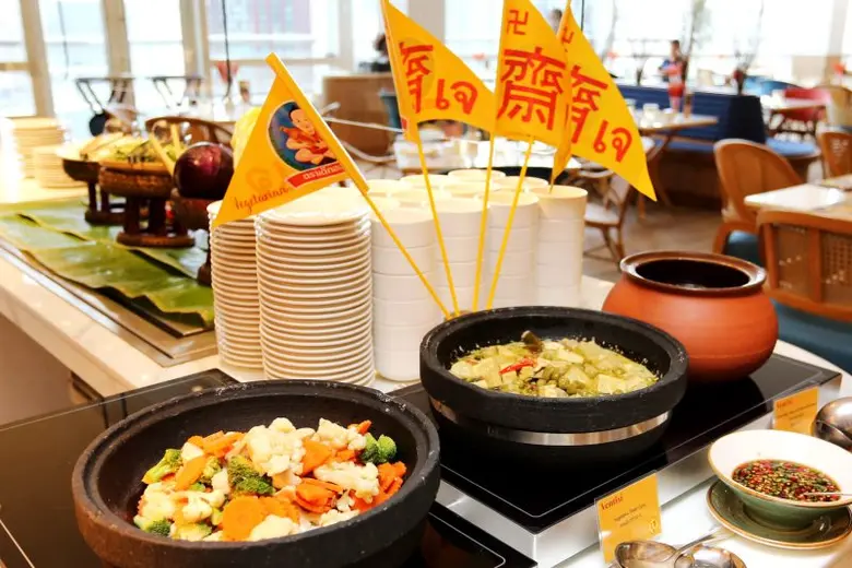 Go Vegetarian at Centara Grand's Ventisi and Dynasty Restaurants