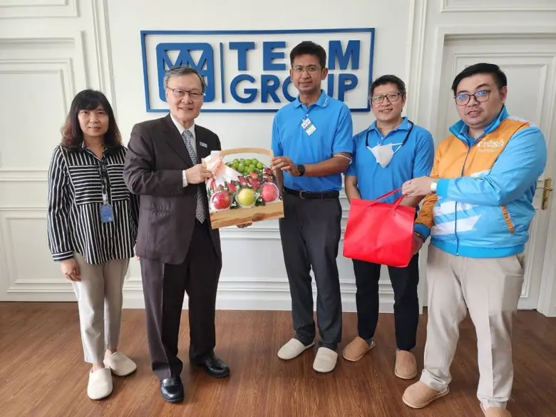 นายชวลิต จันทรรัตน์ กรรมการและผู้เชี่ยวชา...