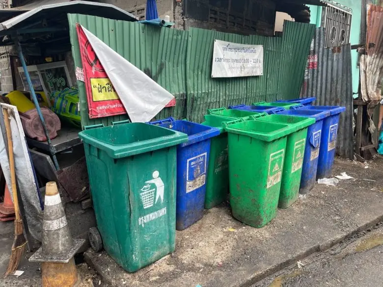 เขตราชเทวีเพิ่มรอบจัดเก็บขยะเช้า-บ่าย แก้ปัญหาขยะล้นบนถนนหน้าชุมชนบ้านครัวเหนือ