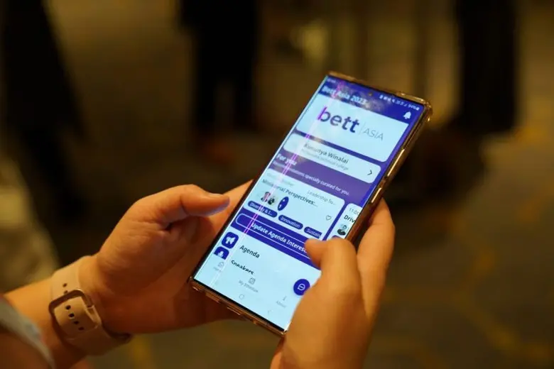 เบ็ต (Bett) ผู้นำคอมมูนิตี้ระดับโลกด้านเท...