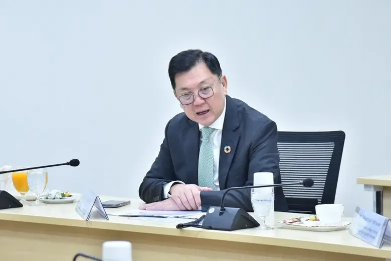 พล.ต.อ. พัชรวาท วงษ์สุวรรณ รองนายกรัฐมนตร...