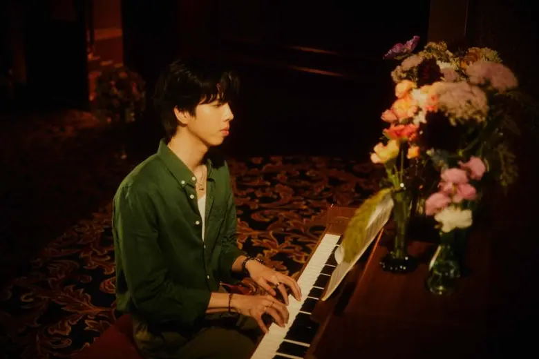 "ด้วยรักและจากกัน" เพลงซึ้ง เพลงใหม่ของ "ดีอาร์จี." drg. ที่ได้ร่วมงานกับ "sarah salola" อีกครั้ง เพื่อมอบเพลงดี ๆ จากความทรงจำที่สวยงาม ให้กับคนฟัง