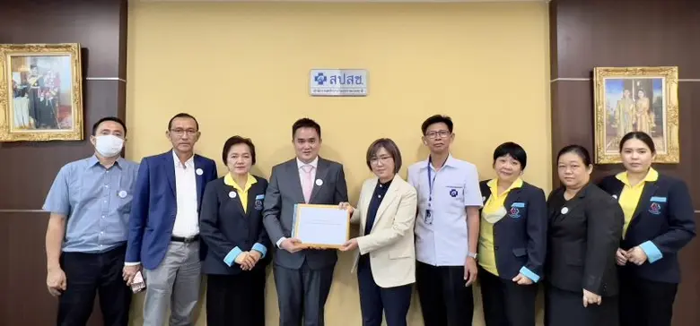 มูลนิธิรักษ์ตับพร้อมด้วยตัวแทนผู้ป่วยโรคม...