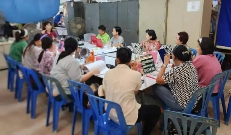 นางสาวสุขวิชญาณ์ นสมทรง ผู้อำนวยการเขตปทุ...