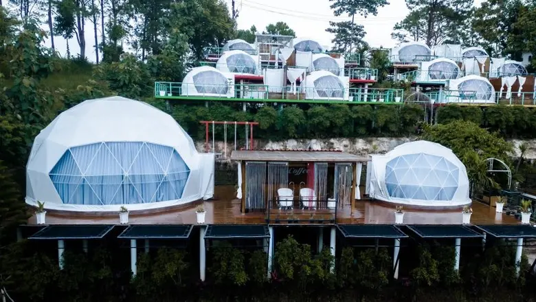 ส่องวิถีชาวร็อคปลายฝนต้นหนาว อี๊ด-กบ-แมว เพื่อนซี้ Rock Brothers พักคอนเสิร์ตขึ้นเขาค้อ ซ้อมเพลงบนยอดดอยคอยเวลามา Rock กันอีกครั้ง