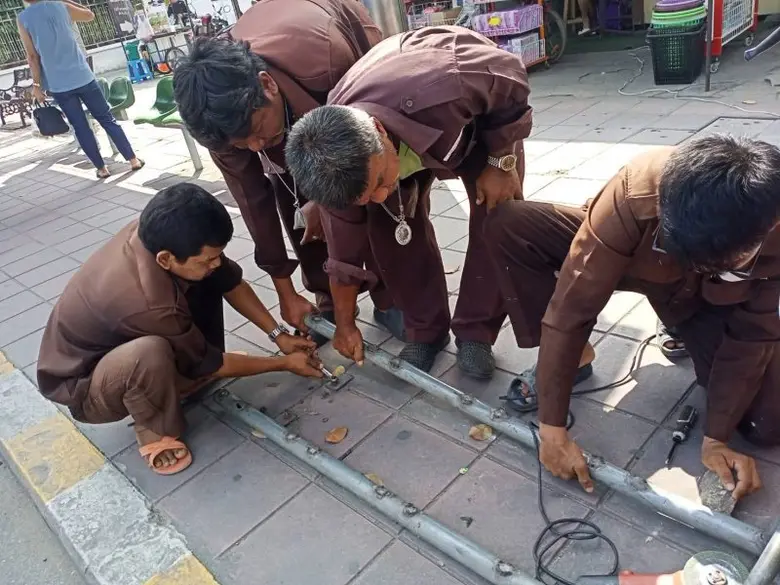 นายณรงค์ ตาปสนันทน์ ผู้อำนวยการเขตบางแค ก...