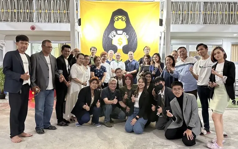 ฟลายก้า อคาเดมี่ เริ่มก่อตั้งเมื่อวันที่ ...