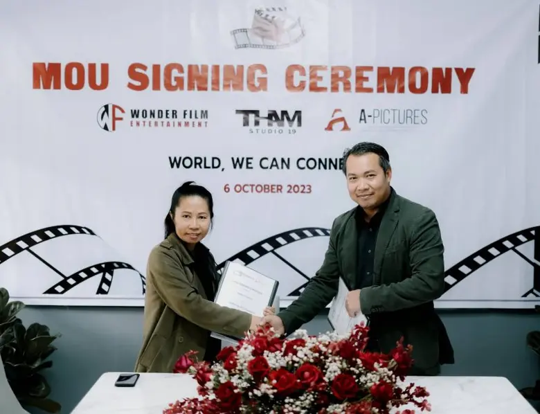 "ทำสตูดิโอ19" ผู้สร้างและจัดจำหน่ายภาพยนต...