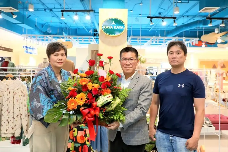 นายวิศาล สิปิยารักษ์ ประธานเจ้าหน้าที่บริ...