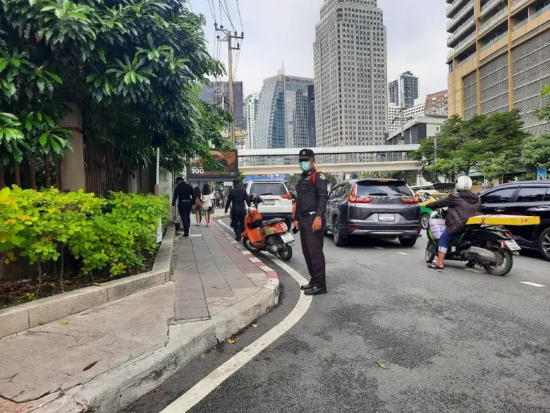 นางเบญญา อินทรวงศ์โชติ ผู้อำนวยการเขตคลอง...