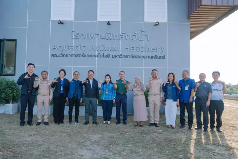 รองนายกรัฐมนตรีและประธานคณะกรรมการยุทธศาส...