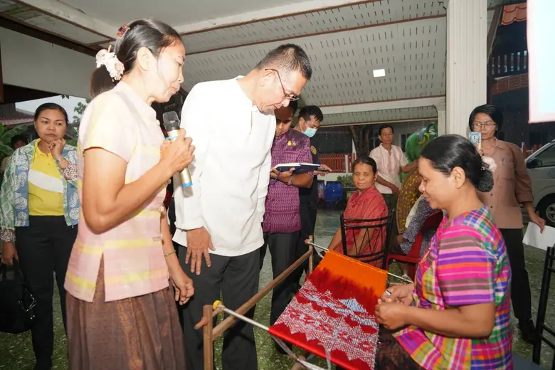 อธิบดีพช. ลงพื้นที่บุรีรัมย์ ผลักดัน Soft Power พัฒนาอาชีพสร้างรายได้ชุมชน