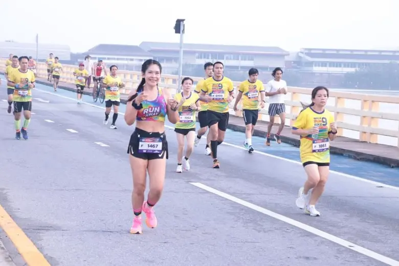 รพ.เอกชล 2 ร่วมกิจกรรม เดิน วิ่ง ปั่น ป้องกันอัมพาต ครั้งที่ ๙ เฉลิมพระเกียรติ หัวข้อ "คนรุ่นใหม่ ขับเคลื่อนไทยไร้สโตรค"