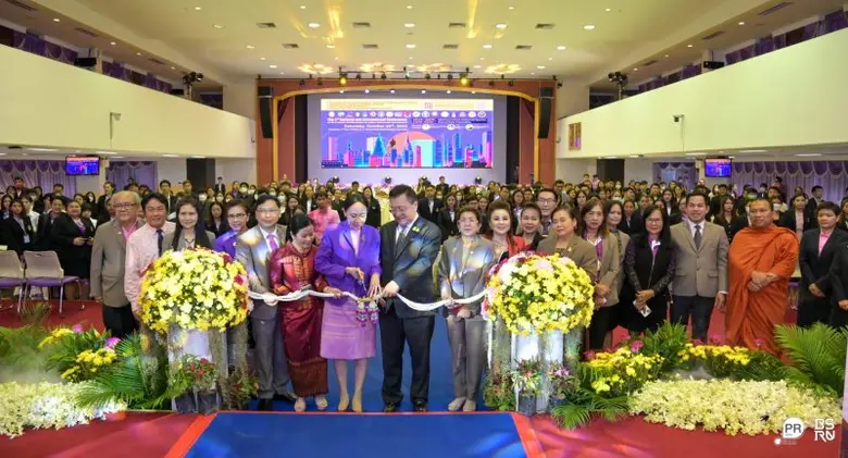 เมื่อวันที่ 28 ต.ค. 66 ที่หอประชุมใหญ่ อา...