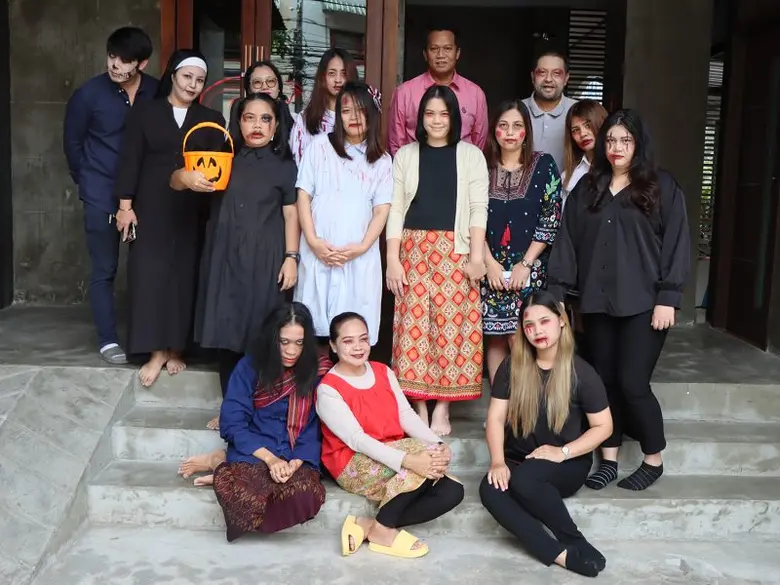 นายโชคชัย สงสม กรรมการผู้จัดการบริษัท ซีเ...