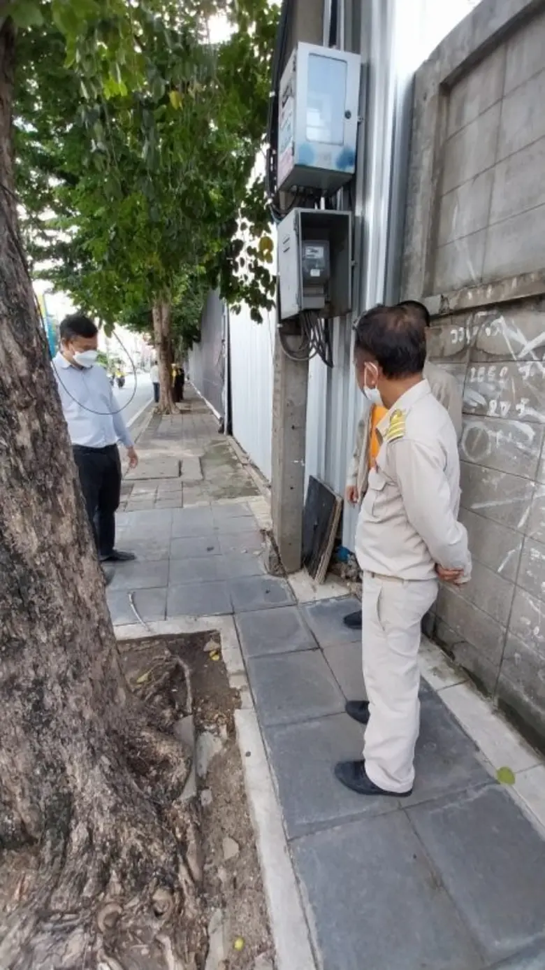 กทม.บูรณาการหน่วยงงานสาธารณูปโภคสำรวจ-แก้ปัญหาสิ่งกีดขวางทางเท้าถนนเสนานิคม 1